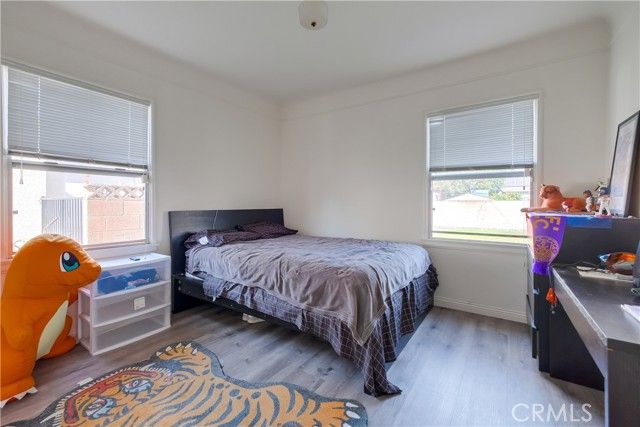 2709 E Van Buren, Long Beach, CA 90810