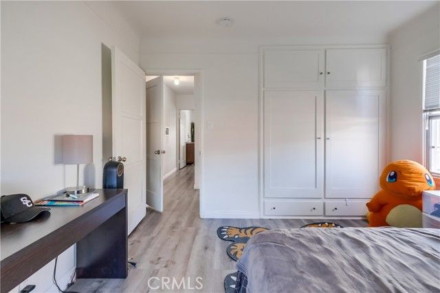 2709 E Van Buren, Long Beach, CA 90810