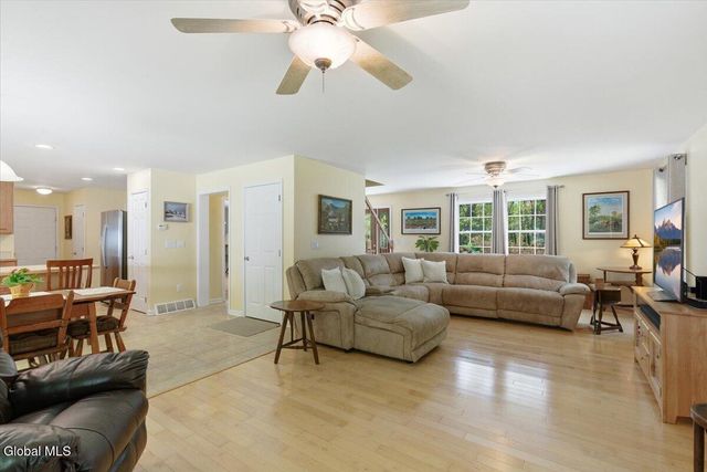 674 Momrow Road, Sand Lake, NY 12153