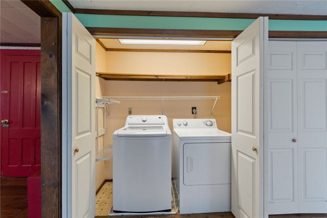 9 West Illick Street, Fayette, NY 13165