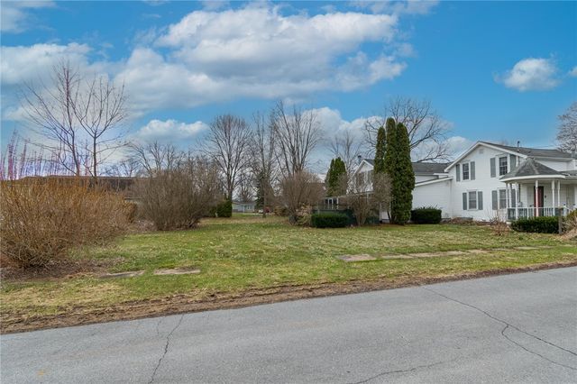 9 West Illick Street, Fayette, NY 13165