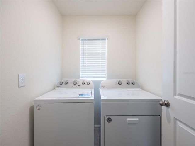3820 MANNERED GOLD AVENUE, Bradenton, FL 34208