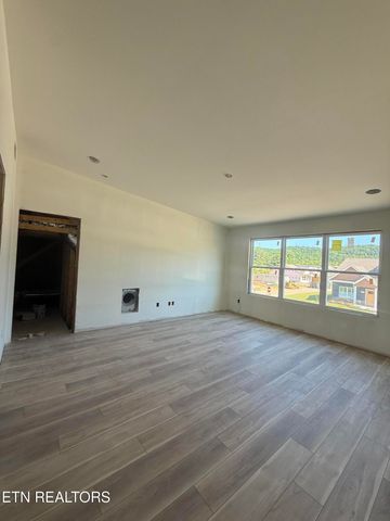 1501 Sunrise Crest Lane, Powell, TN 37849
