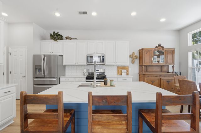 2451 Draymohr Court, Mount Pleasant, SC 29466