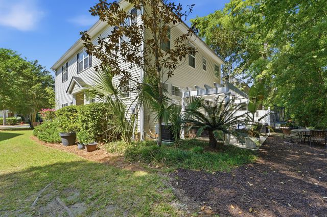 2451 Draymohr Court, Mount Pleasant, SC 29466