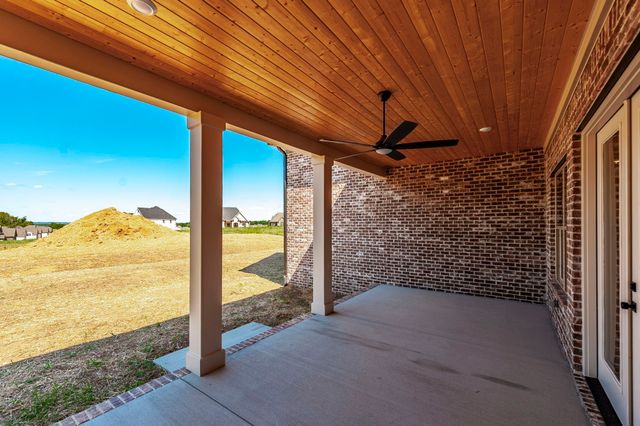 339 Raintree Dr, Hendersonville, TN 37075