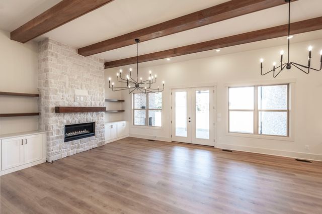 339 Raintree Dr, Hendersonville, TN 37075