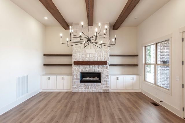 339 Raintree Dr, Hendersonville, TN 37075