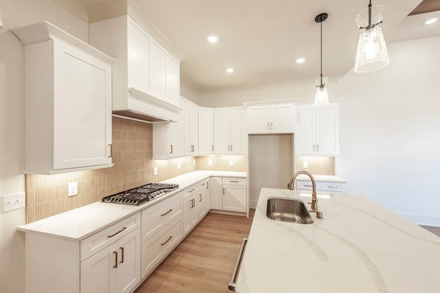 339 Raintree Dr, Hendersonville, TN 37075