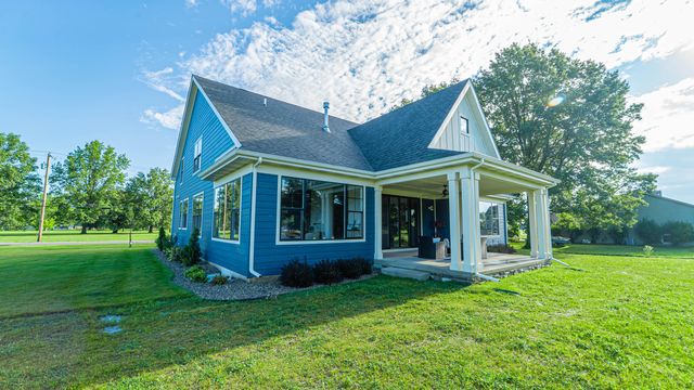 2179 W 1100 N, Chesterton, IN 46304