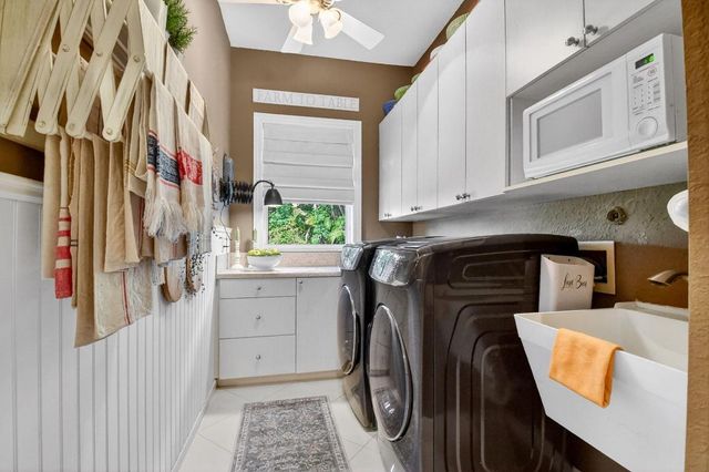 10305 Avenida Del Rio, Delray Beach, FL 33446