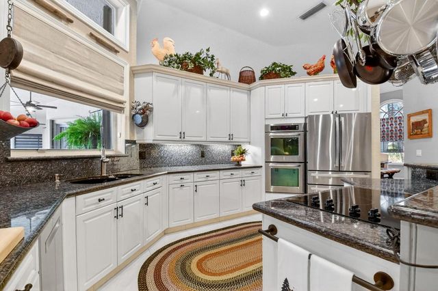 10305 Avenida Del Rio, Delray Beach, FL 33446