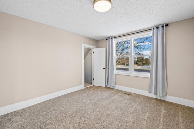 309 Central Avenue W, Saint Michael, MN 55376