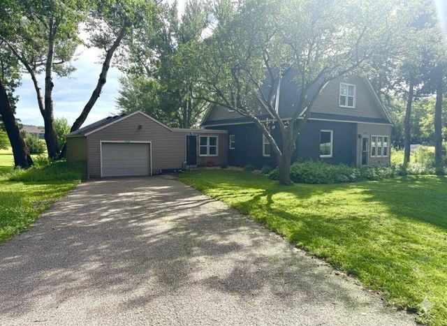 309 Central Avenue W, Saint Michael, MN 55376