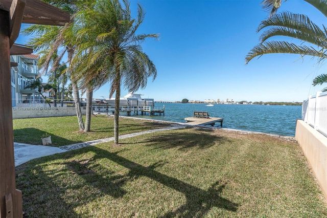 852 BAY POINT DRIVE, Madeira Beach, FL 33708
