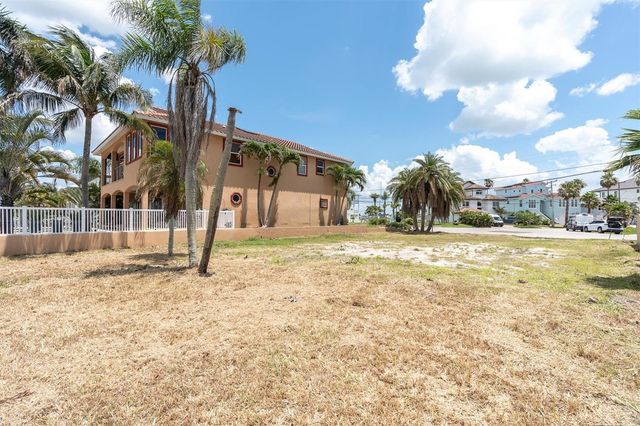 852 BAY POINT DRIVE, Madeira Beach, FL 33708