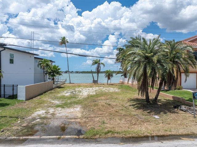 852 BAY POINT DRIVE, Madeira Beach, FL 33708