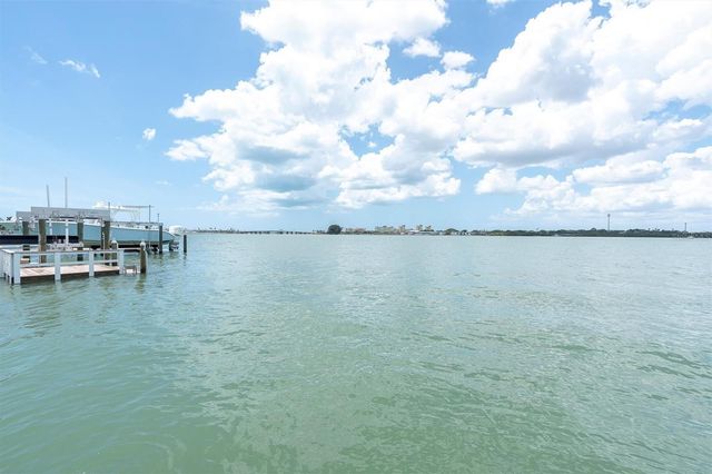 852 BAY POINT DRIVE, Madeira Beach, FL 33708
