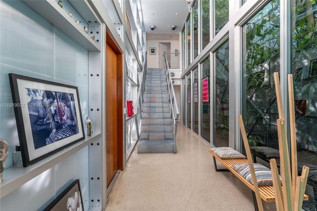 6495 SW 85th St, Miami, FL 33143