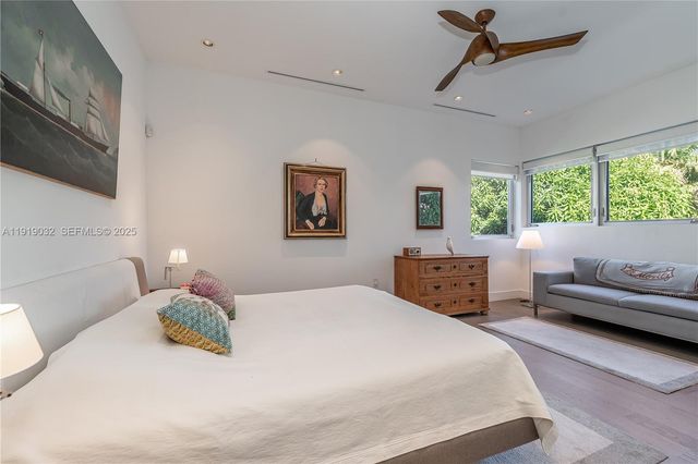 6495 SW 85th St, Miami, FL 33143