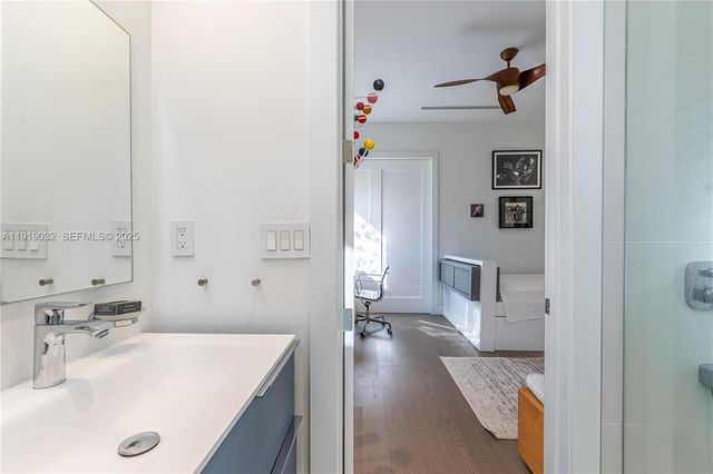 6495 SW 85th St, Miami, FL 33143