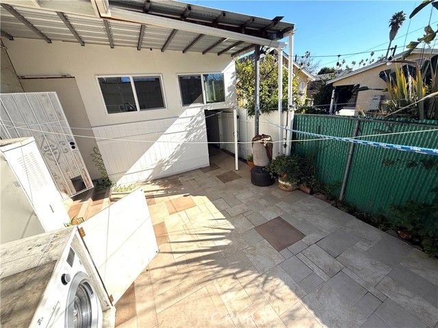 3008 W 30th Street, Los Angeles, CA 90018