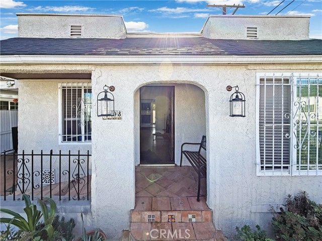 3008 W 30th Street, Los Angeles, CA 90018