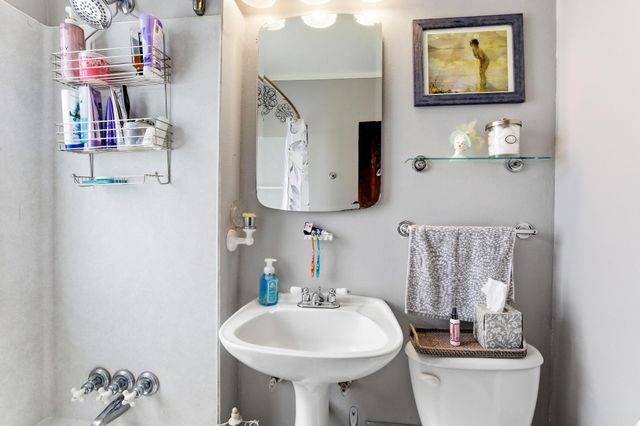 4037 21st Avenue S, Minneapolis, MN 55407