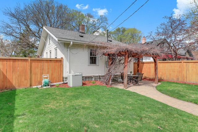 4037 21st Avenue S, Minneapolis, MN 55407