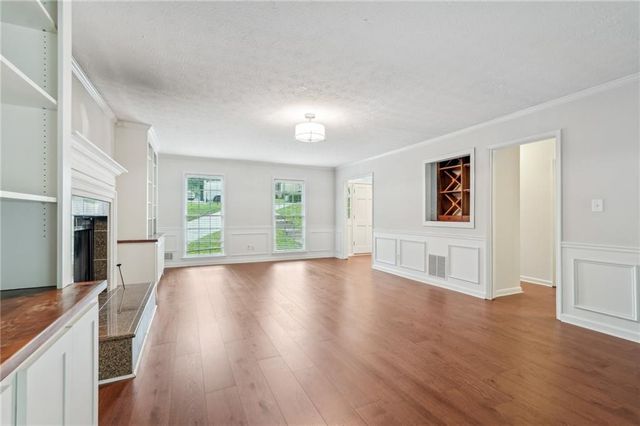 2895 Shurburne Drive, Alpharetta, GA 30022