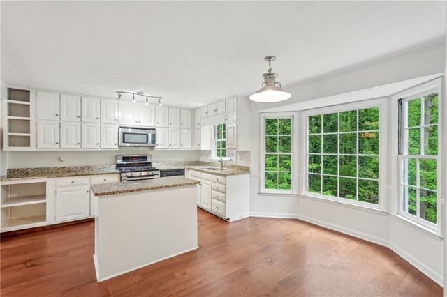 2895 Shurburne Drive, Alpharetta, GA 30022