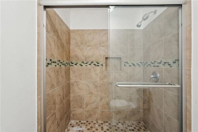 2895 Shurburne Drive, Alpharetta, GA 30022