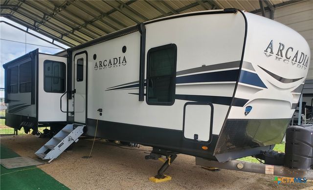 309 S 14th Street, Seadrift, TX 77983