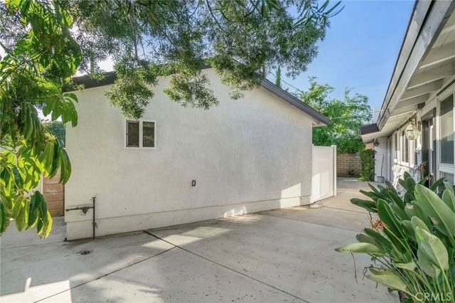 8341 Delco Avenue, Winnetka, CA 91306