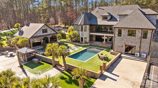 135 Stillwater Road, Troutman, NC 28166