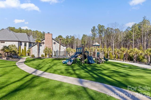 135 Stillwater Road, Troutman, NC 28166