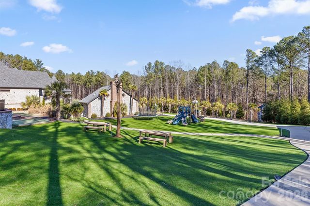 135 Stillwater Road, Troutman, NC 28166
