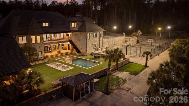 135 Stillwater Road, Troutman, NC 28166