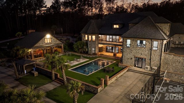 135 Stillwater Road, Troutman, NC 28166