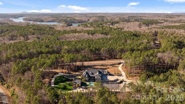 135 Stillwater Road, Troutman, NC 28166