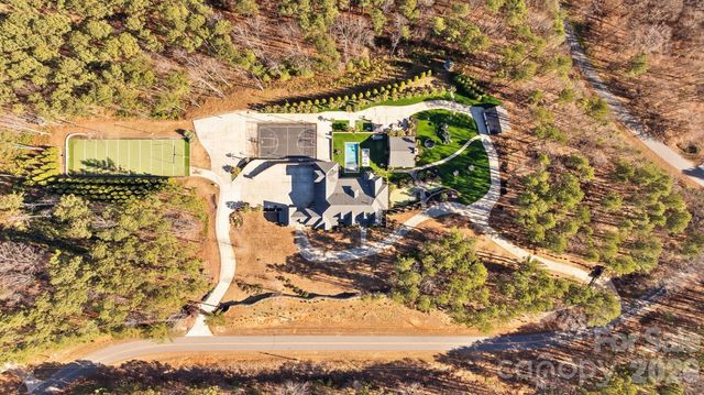 135 Stillwater Road, Troutman, NC 28166