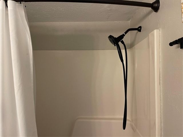 20921 HAULOVER COVE 11, Lutz, FL 33558