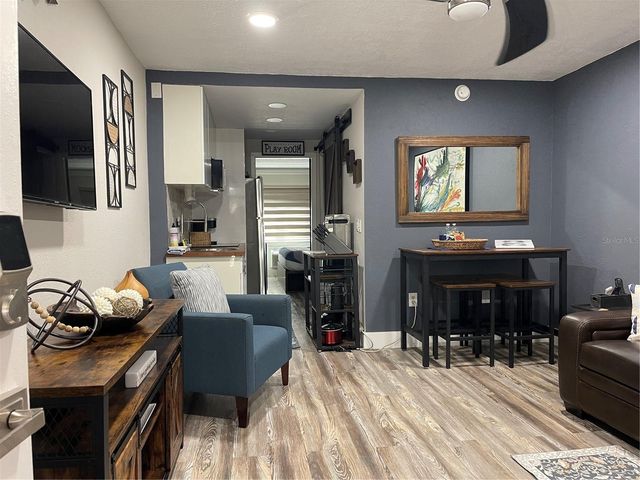 20921 HAULOVER COVE 11, Lutz, FL 33558