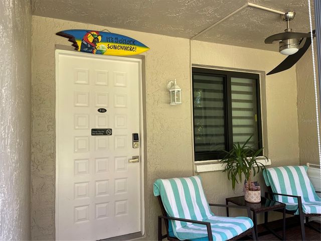 20921 HAULOVER COVE 11, Lutz, FL 33558