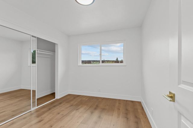 725 Jo Ann Ln, Roseville, CA 95678