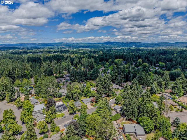 14755 Sw CAROLWOOD Dr, Beaverton, OR 97007