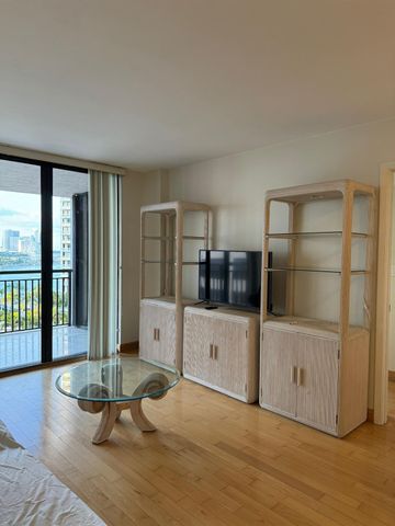 540 Brickell Key Dr 1214, Miami, FL 33131