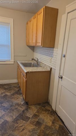 13526 La Salle Boulevard, Detroit, MI 48238