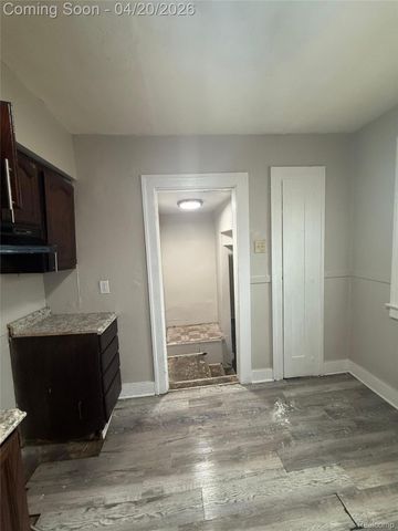 13526 La Salle Boulevard, Detroit, MI 48238