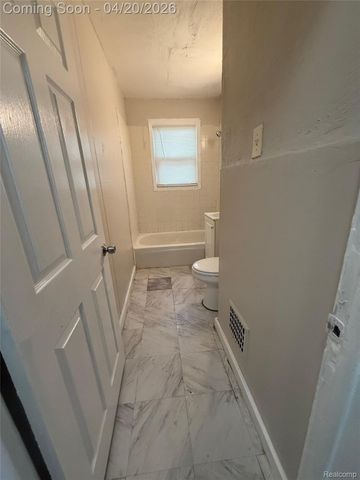 13526 La Salle Boulevard, Detroit, MI 48238